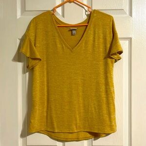 Yellow lightweight T-shirt with frill sleeves